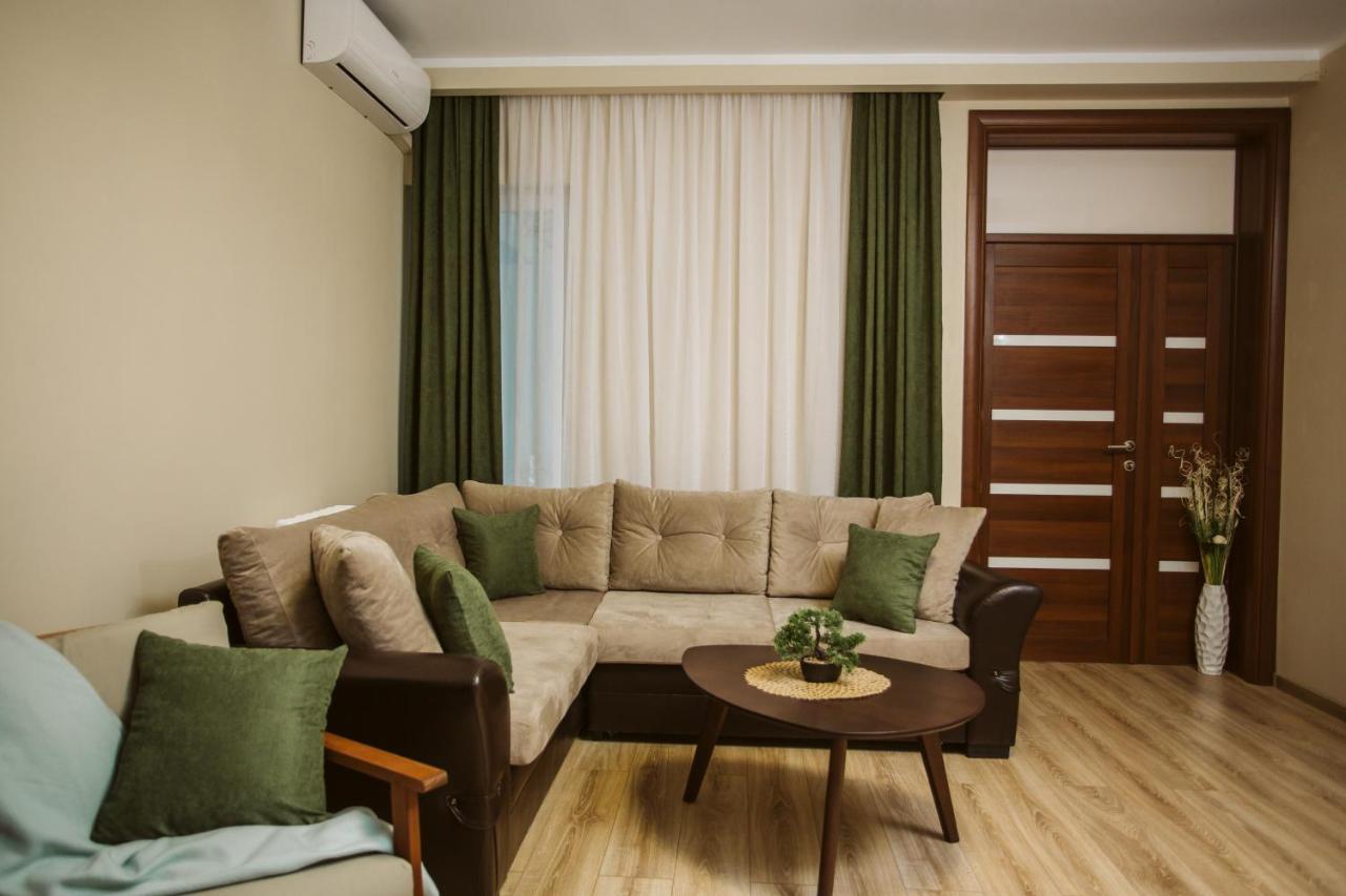 Vively Lux Apartment Subotica Exterior foto